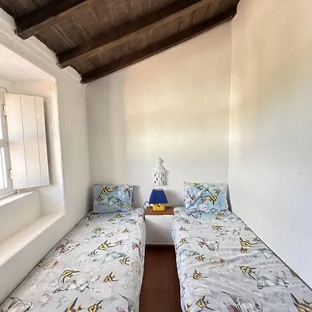 Casalinho Do Farol, Serra Da Arrabida * 세투발