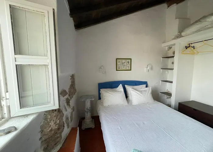 Casalinho Do Farol, Serra Da Arrábida * Setúbal